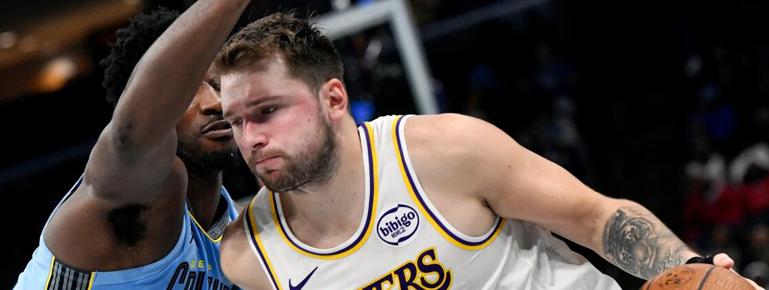 NBA Start/Sit AI illustration